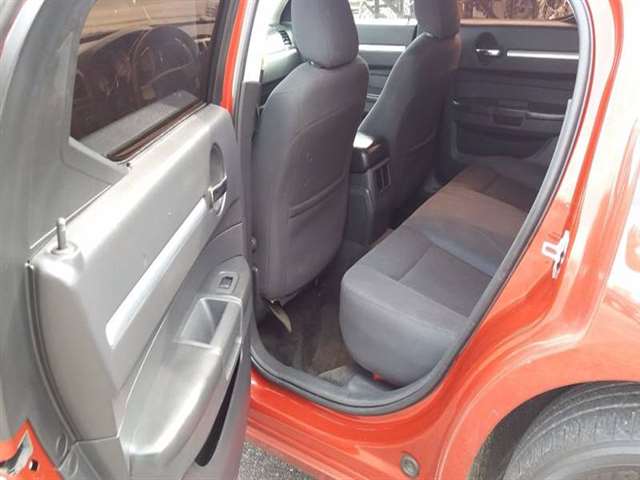 2010 Dodge Charger SXT 4DR Sedan